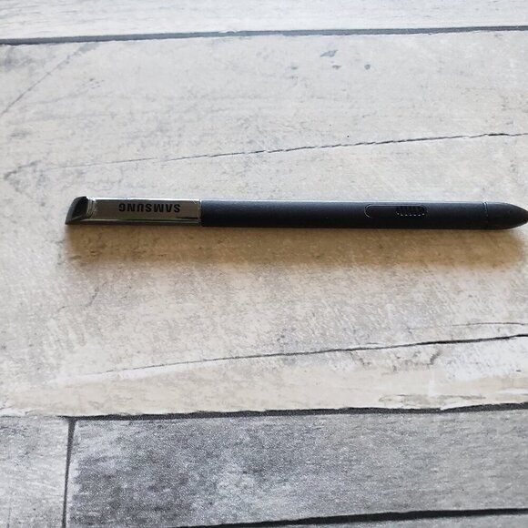 Samsung Galaxy Note II Box, Cord and Pen - Picture 2 of 7